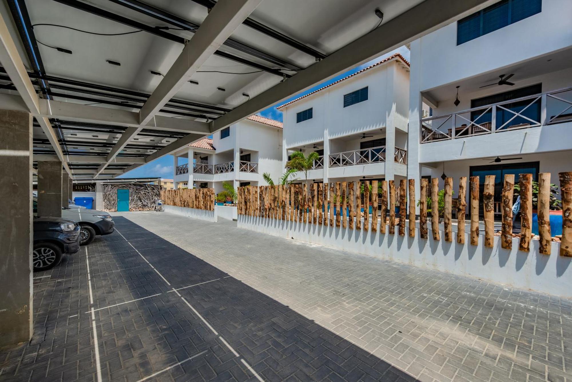 Bloozz Resort Bonaire Kralendijk  Luaran gambar
